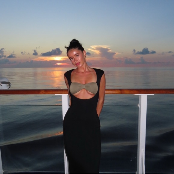 Tiger Mist Dresses & Skirts - Tiger Mist Blakely Dress Black